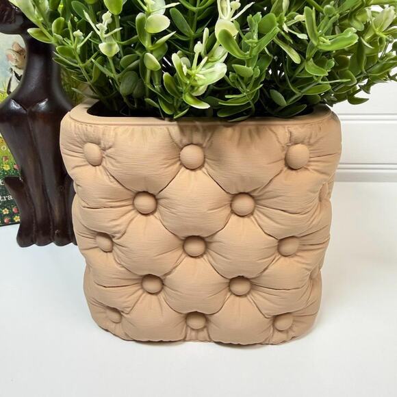 Chesterra Cashepot Planter, Tabletop Pot, Tufted Design, Inflated Planter, - Picture 2 of 11